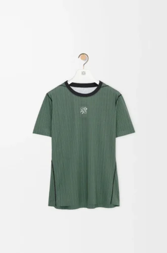 aktiv t shirt i teknisk jersey grn svart 1 330x498 - Aktiv T-shirt i teknisk jersey Gr&ouml;n/Svart