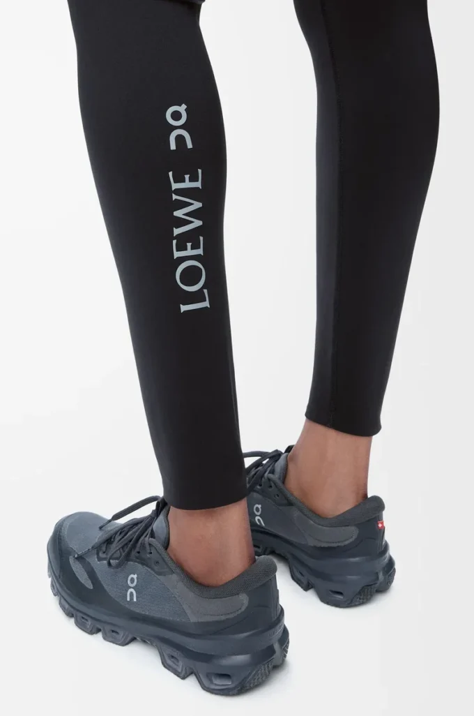Aktiva tights i tekniskt jersey Svart Aktiva tights i tekniskt jersey Svart