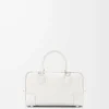 Amazona 23-väska i mjukt kornat kalvskinn Soft White Amazona 23-väska i mjukt kornat kalvskinn Soft White