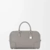 Amazona 28-väska i mjukt kornat kalvskinn Pearl Grey Amazona 28-väska i mjukt kornat kalvskinn Pearl Grey