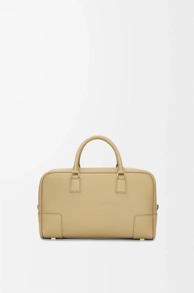 Amazona 28-väska i nappa kalvskinn Clay Green Amazona 28-väska i nappa kalvskinn Clay Green
