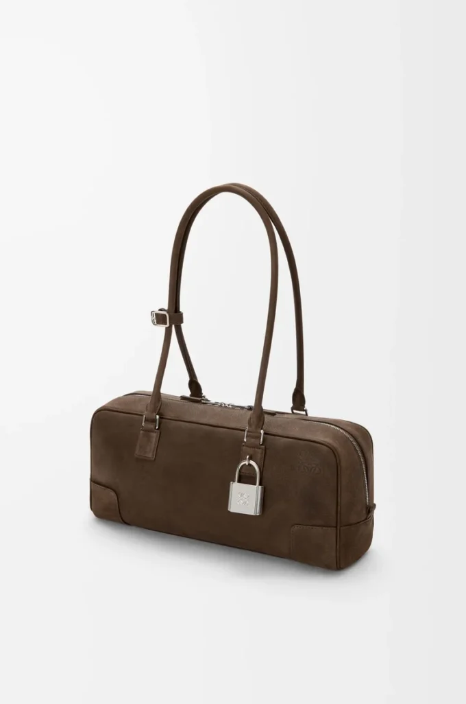 Amazona 31 kortare väska i kornigt nubuck Tundra Amazona 31 kortare väska i kornigt nubuck Tundra