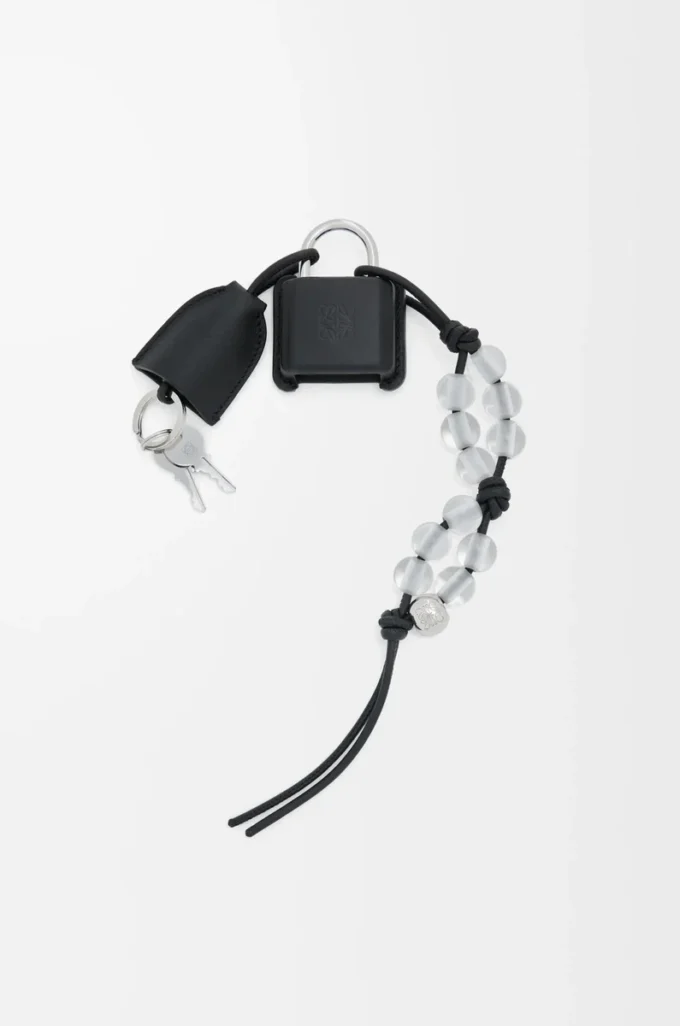 Amazona-hänglåsberlock Svart/silver Amazona-hänglåsberlock Svart/silver
