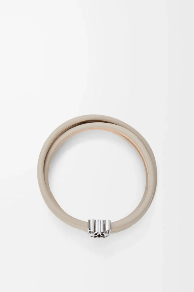 Anagram Bombé-armband i kalvskinn Corda Anagram Bombé-armband i kalvskinn Corda