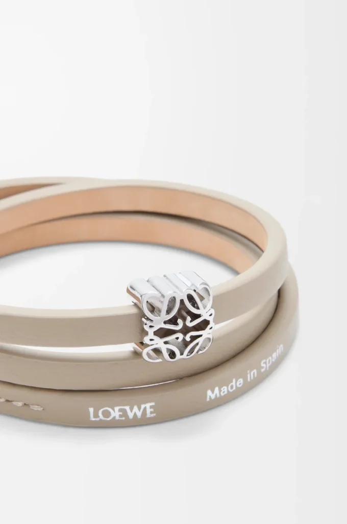 Anagram Bombé-armband i kalvskinn Corda Anagram Bombé-armband i kalvskinn Corda