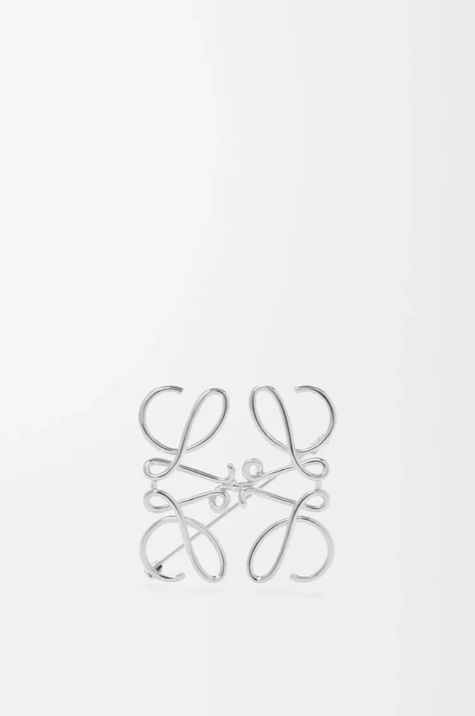 Anagram-brosch i metall Palladium Anagram-brosch i metall Palladium