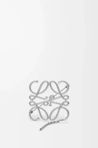 Anagram-brosch Silver