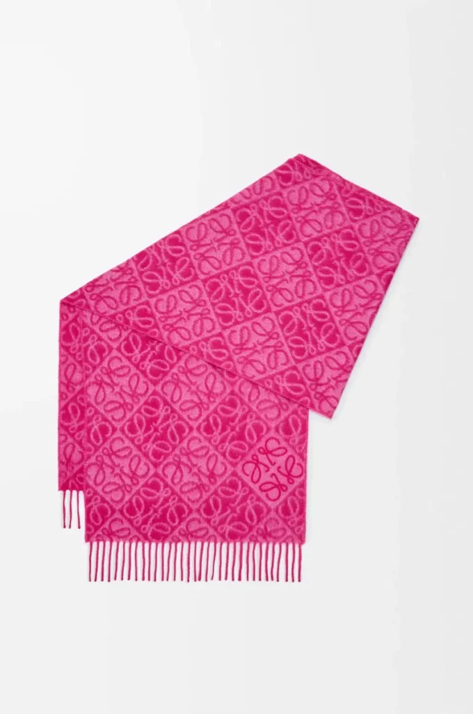 Anagram-halsduk i ull och kashmir Fuchsia Anagram-halsduk i ull och kashmir Fuchsia