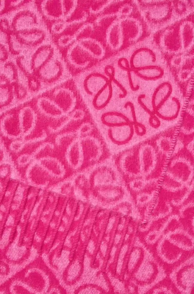 Anagram-halsduk i ull och kashmir Fuchsia Anagram-halsduk i ull och kashmir Fuchsia