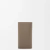 Anagram nyckelväska i kornigt kalvskinn Taupe Anagram nyckelväska i kornigt kalvskinn Taupe
