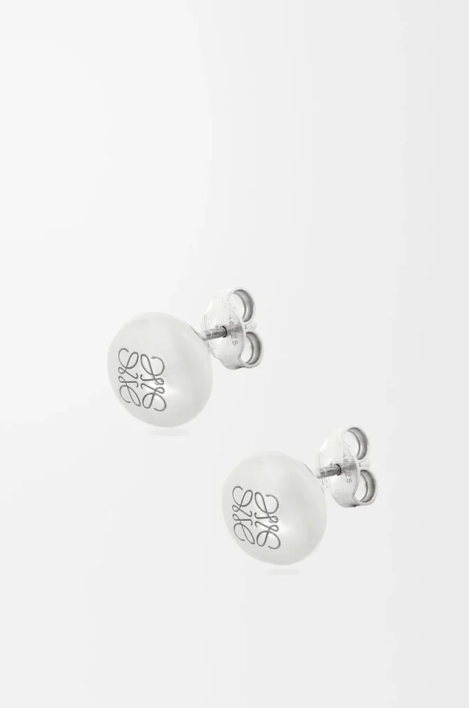 Anagram Pebble örhängen i sterlingsilver Silver Anagram Pebble örhängen i sterlingsilver Silver