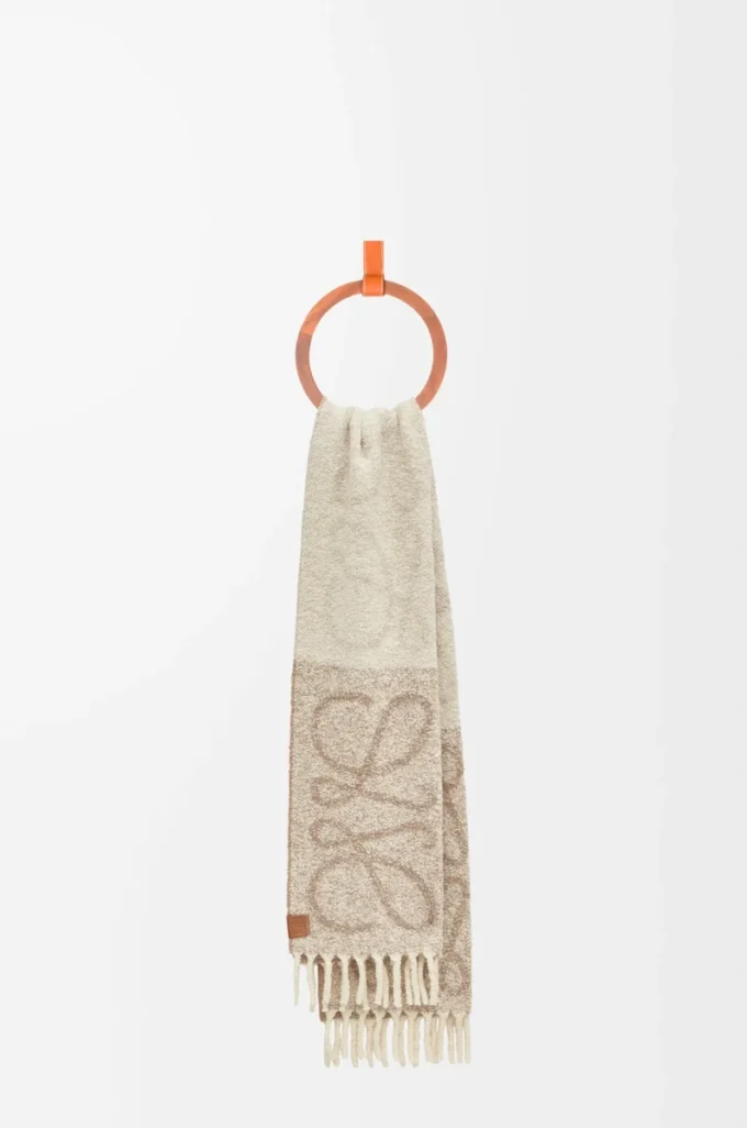 Anagram-scarf i alpacka och ull Beige/Vit Anagram-scarf i alpacka och ull Beige/Vit