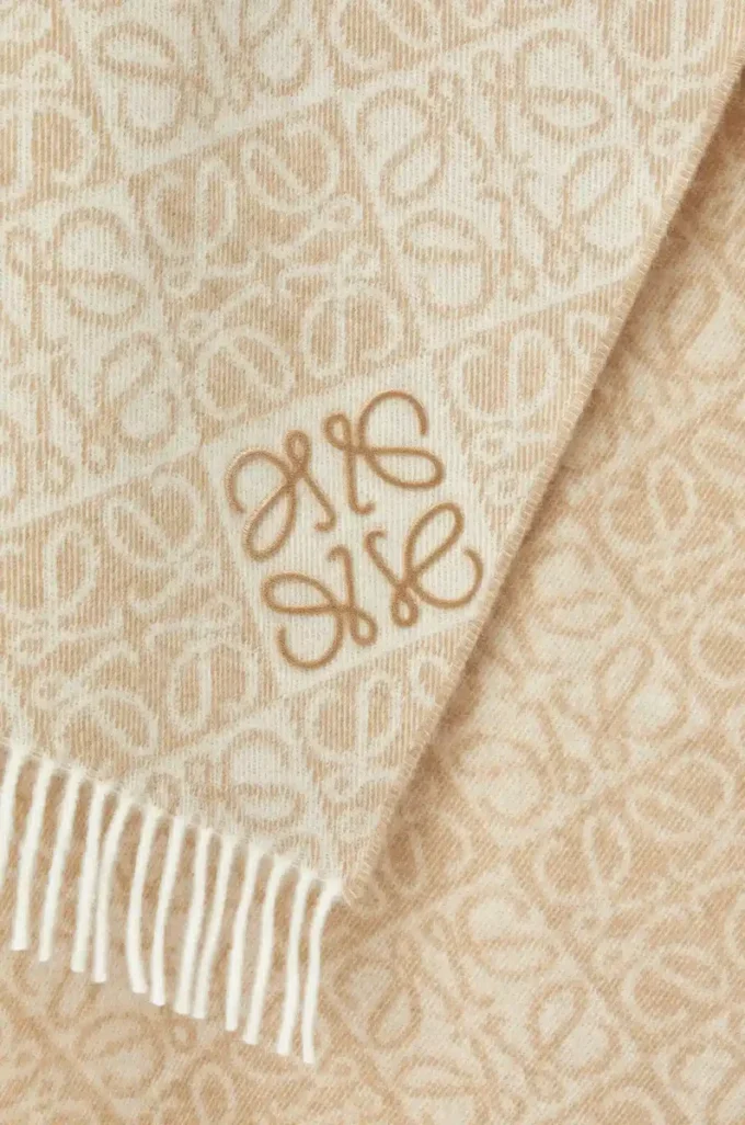 Anagram-scarf i ull och kashmir Beige Anagram-scarf i ull och kashmir Beige