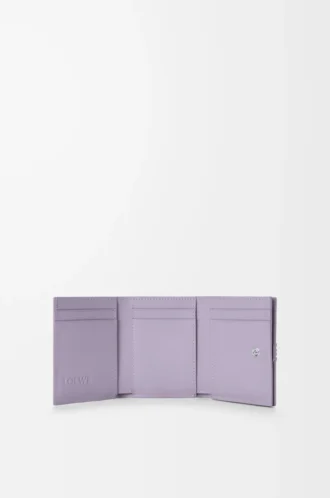 Anagram trefaldig plånbok i kalvskinn med kornig struktur Dirty Mauve