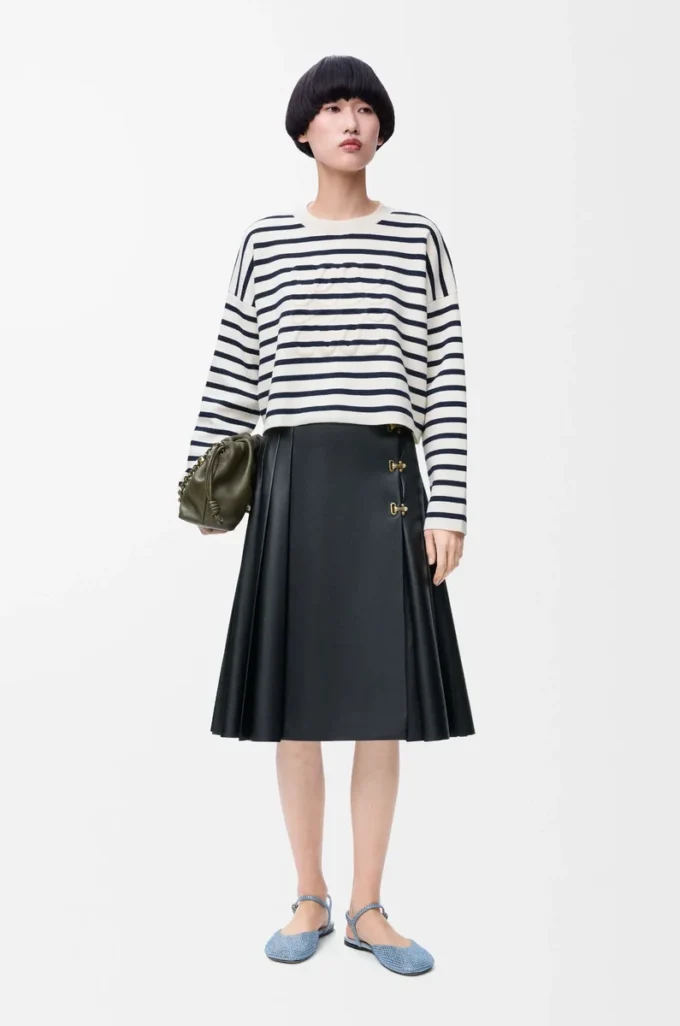 Anagram-tröja i ull Off-white/Navy Anagram-tröja i ull Off-white/Navy