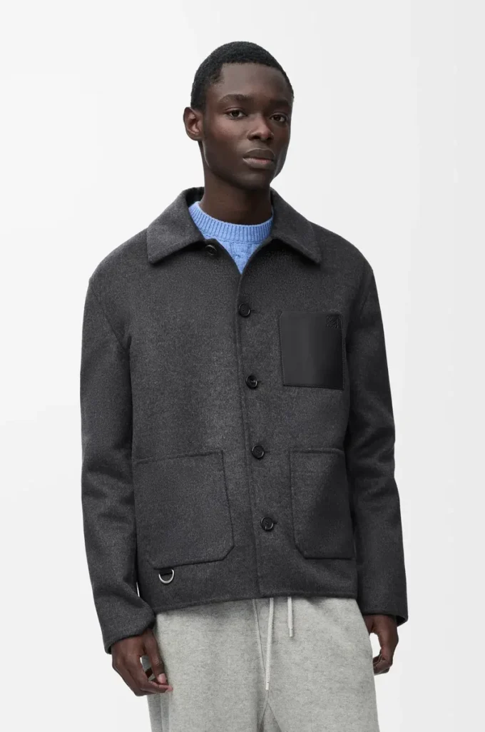 Arbetsjacka i ull och kashmir Charcoal Melange Arbetsjacka i ull och kashmir Charcoal Melange