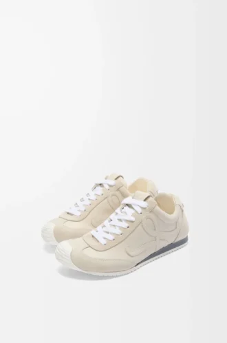 Ballet Runner 2.0 i mjukt kalvskinn Vitt