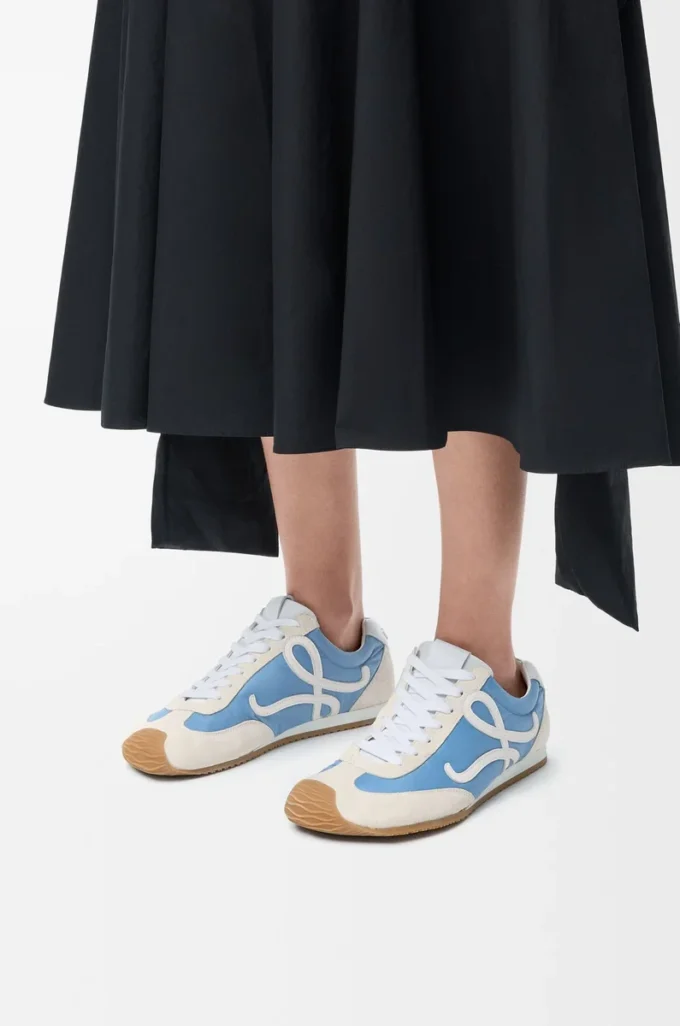 Ballet Runner 2.0 i nylon och kalvskinn Blå/Vit/Mjukvit