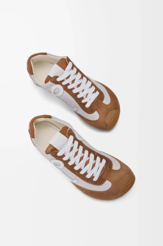 Ballet Runner 2.0 i nylon och kalvskinn Grå/Vit/Tan