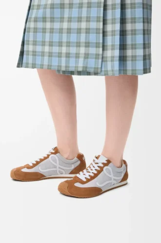 Ballet Runner 2.0 i nylon och kalvskinn Grå/Vit/Tan