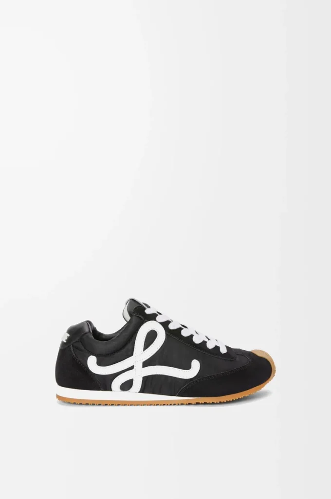 Ballet Runner 2.0 i nylon och kalvskinn Svart/Vit Ballet Runner 2.0 i nylon och kalvskinn Svart/Vit