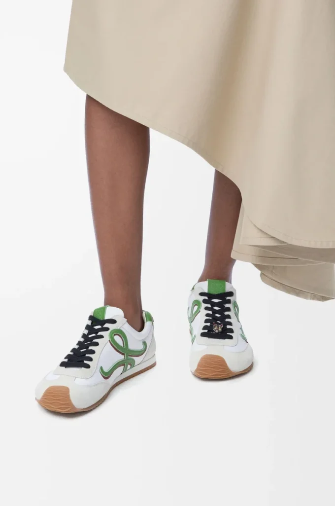 Ballet Runner 2.0 i nylon och kalvskinn Vit/Gräsgrön/Mörkorange Ballet Runner 2.0 i nylon och kalvskinn Vit/Gräsgrön/Mörkorange