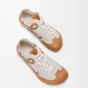 Ballet Runner 2.0 ofodrad i hjortskinn och vegetabiliskt garvat kalvskinn Soft White/Tan Ballet Runner 2.0 ofodrad i hjortskinn och vegetabiliskt garvat kalvskinn Soft White/Tan