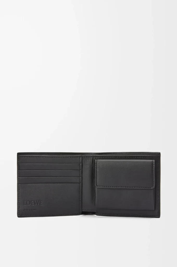 Bifold myntplånbok i mjukt kornat kalvskinn Anthracite Bifold myntplånbok i mjukt kornat kalvskinn Anthracite
