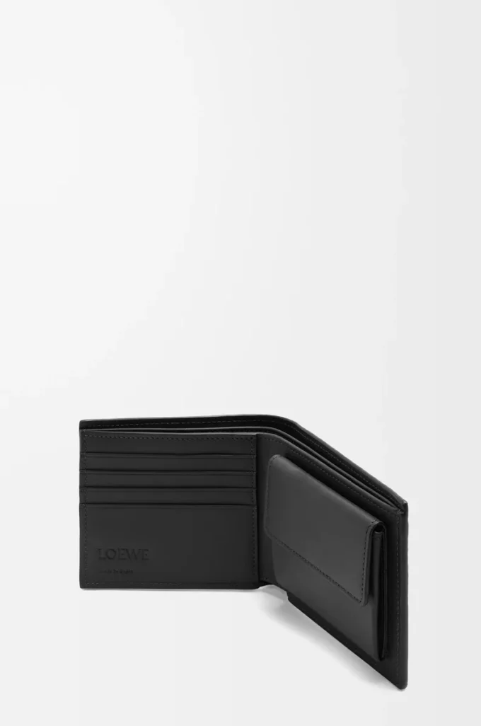 Bifold myntplånbok i texturerat klassiskt kalvskinn Black Bifold myntplånbok i texturerat klassiskt kalvskinn Black