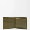 Bifold-myntplånbok i texturerat klassiskt kalvskinn Dark Khaki Bifold-myntplånbok i texturerat klassiskt kalvskinn Dark Khaki