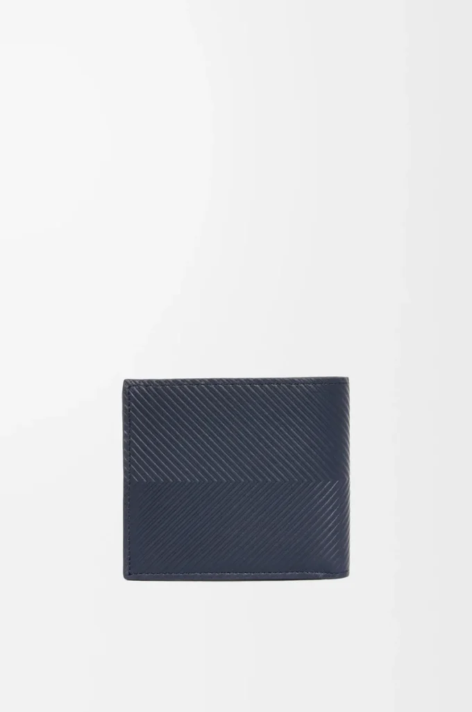 Bifold plånbok i texturerat klassiskt kalvskinn Deep Navy Bifold plånbok i texturerat klassiskt kalvskinn Deep Navy