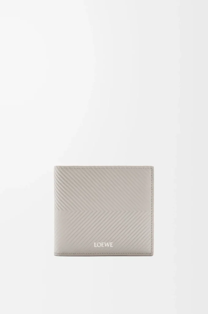 Bifold-plånbok i texturerat klassiskt kalvskinn Shell Grey Bifold-plånbok i texturerat klassiskt kalvskinn Shell Grey