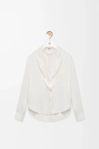 Blus i silke Vit