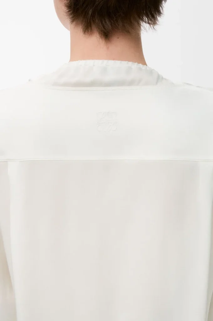 Blus i silke Vit Blus i silke Vit