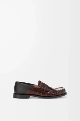 Campo loafers med flik bak i präglat kalvskinn och nappalammskinn Mörkbrun/svart