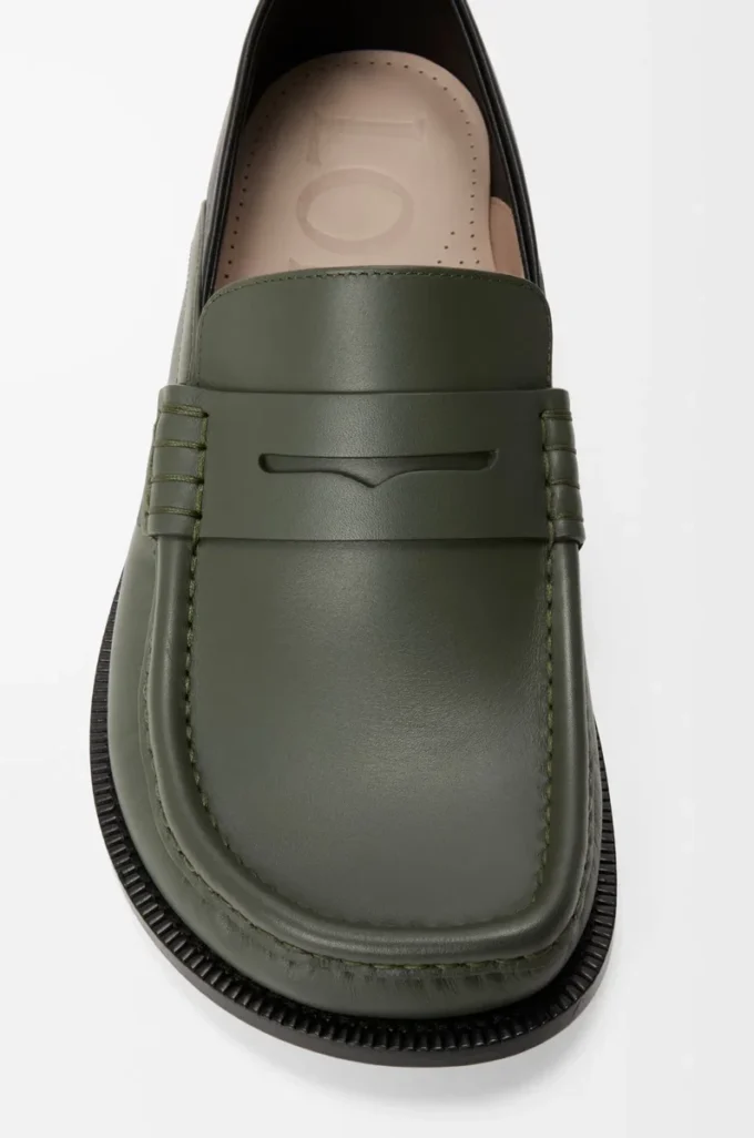 Campo loafers med flik bak i vaxat kalvskinn Sage/Black
