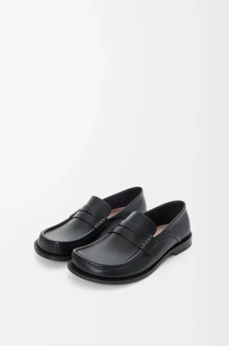 Campo loafers med flik bak i vaxat kalvskinn Svart