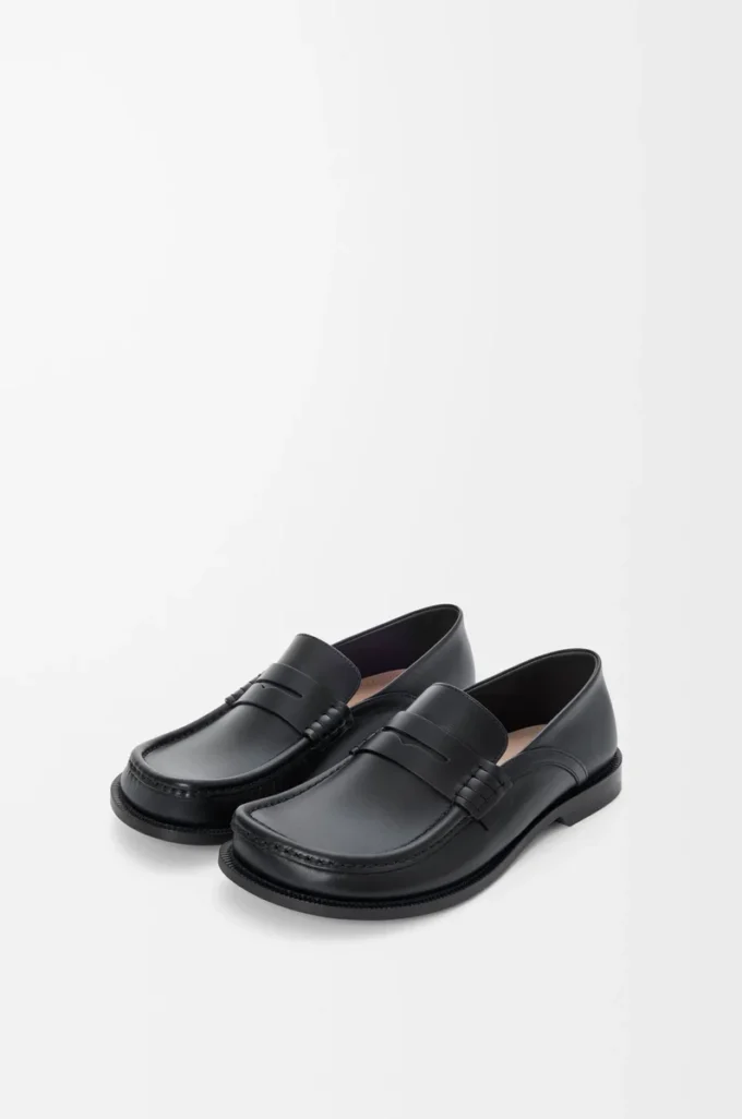 Campo loafers med flik bak i vaxat kalvskinn Svart