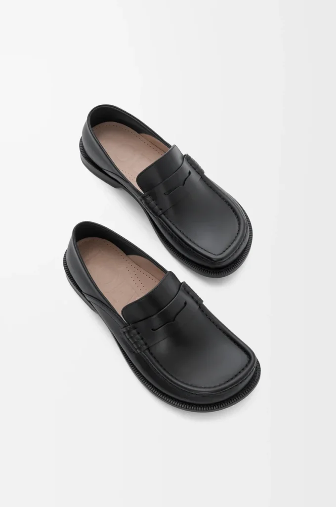 Campo loafers med flik bak i vaxat kalvskinn Svart