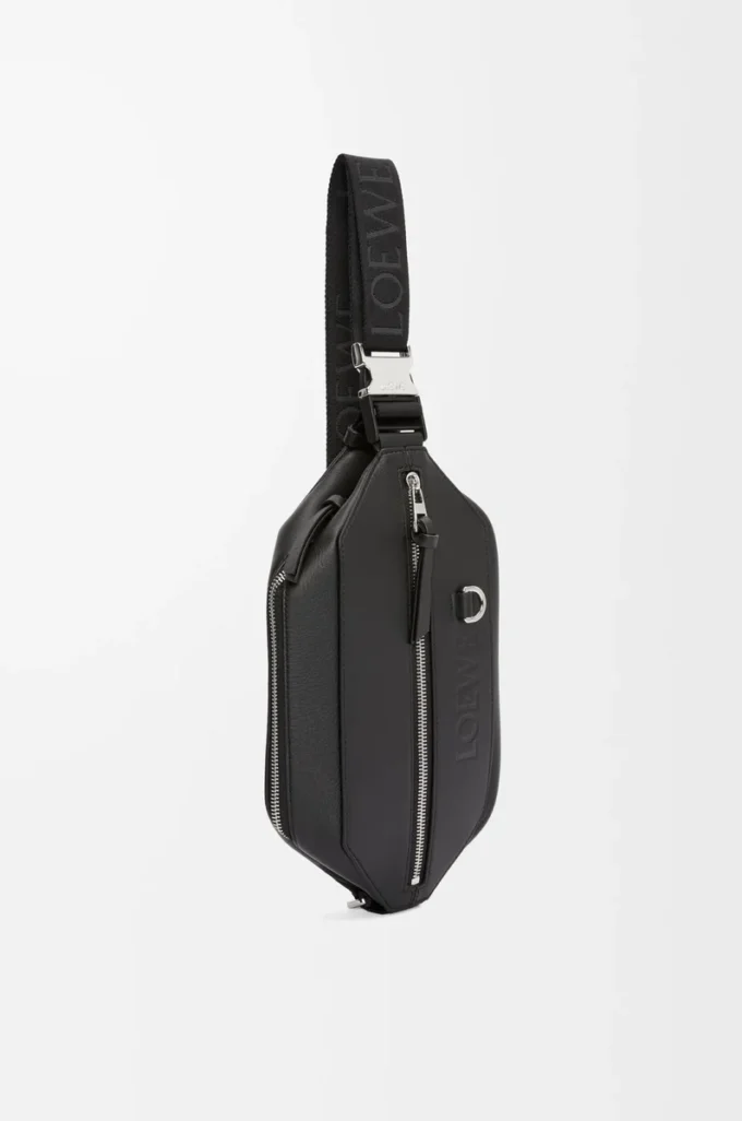 Convertible sling i klassiskt kalvskinn Svart Convertible sling i klassiskt kalvskinn Svart
