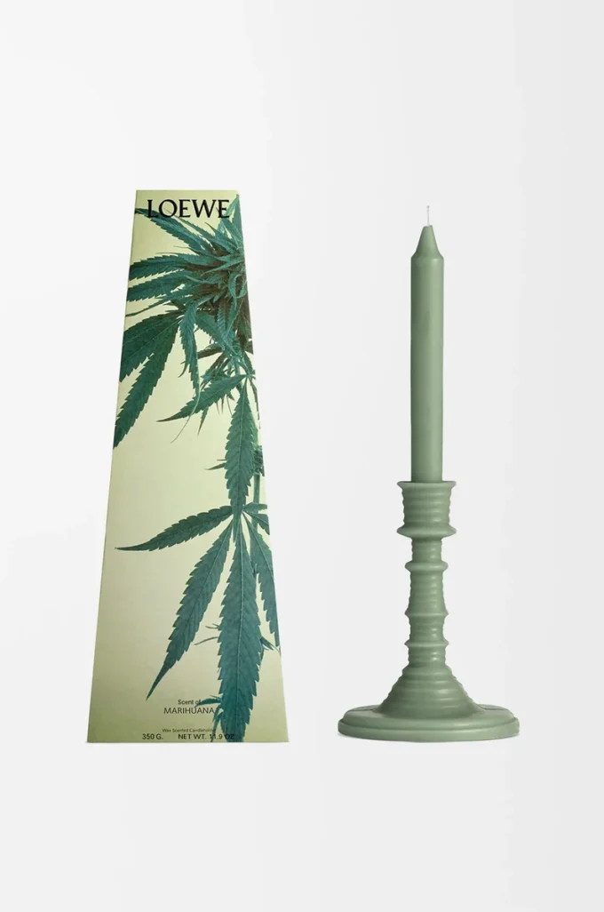 Doftljusstake med doft av marijuana Mörkgrön Doftljusstake med doft av marijuana Mörkgrön
