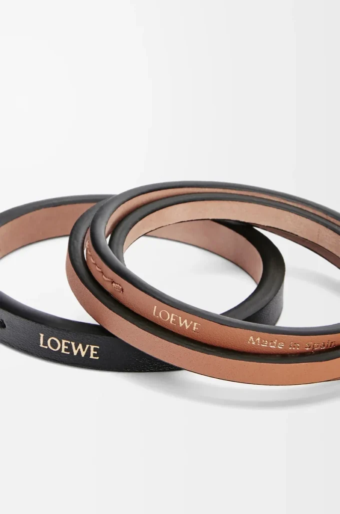 Dubbel armring i klassiskt kalvskinn Black/Tan Dubbel armring i klassiskt kalvskinn Black/Tan