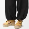 Espadrillesandaler med plattform i vegetabiliskt garvat kalvskinn, ockra