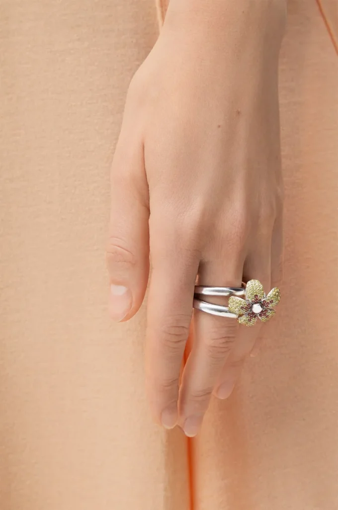 Flor-ring i sterlingsilver och kristaller Gult/Silver Flor-ring i sterlingsilver och kristaller Gult/Silver