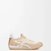 Flow Runner i nylon och mocka Light Powder Flow Runner i nylon och mocka Light Powder