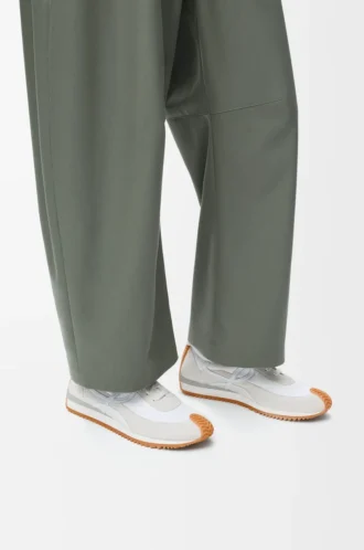 Flow Runner i nylon och mocka Vit