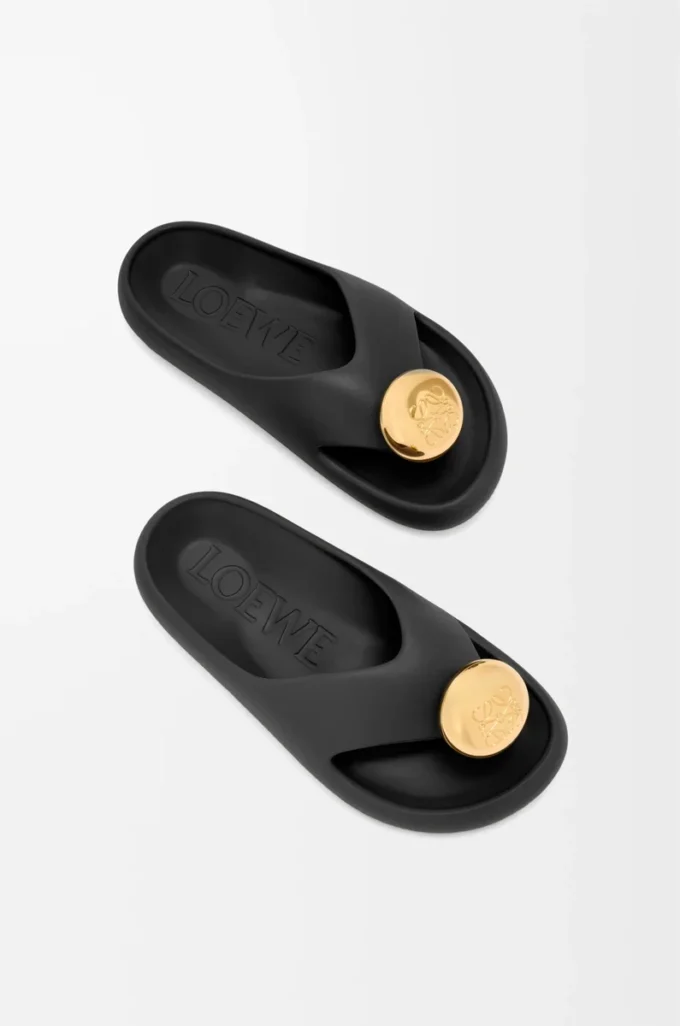 Foam Pebble sandal Svart/Guld