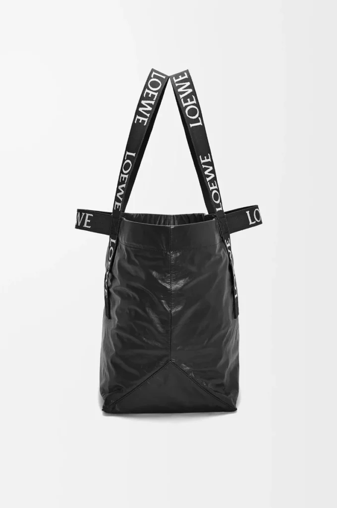 Fold Shopper i papperkalvskinn Svart Fold Shopper i papperkalvskinn Svart