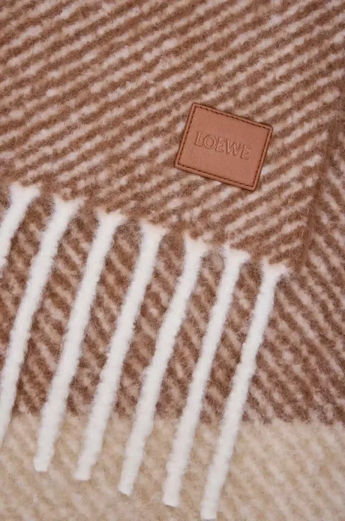 Halsduk i alpacka- och ullblandning Mocha/Beige Halsduk i alpacka- och ullblandning Mocha/Beige