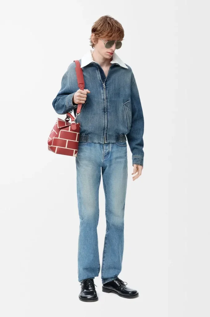 Jacka med dragkedja i denimblått Jacka med dragkedja i denimblått
